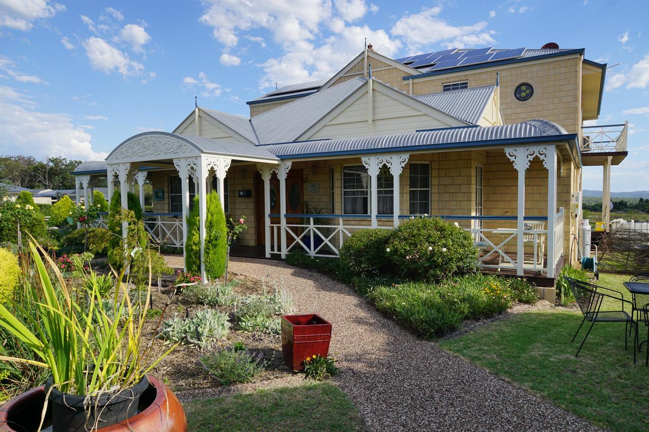 Grovely House Bed and Breakfast Stanthorpe Eksteriør billede