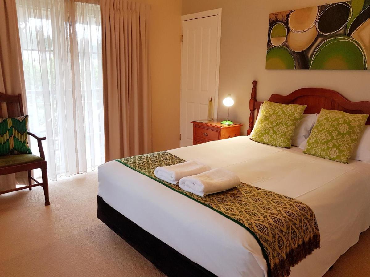 Grovely House Bed and Breakfast Stanthorpe Eksteriør billede